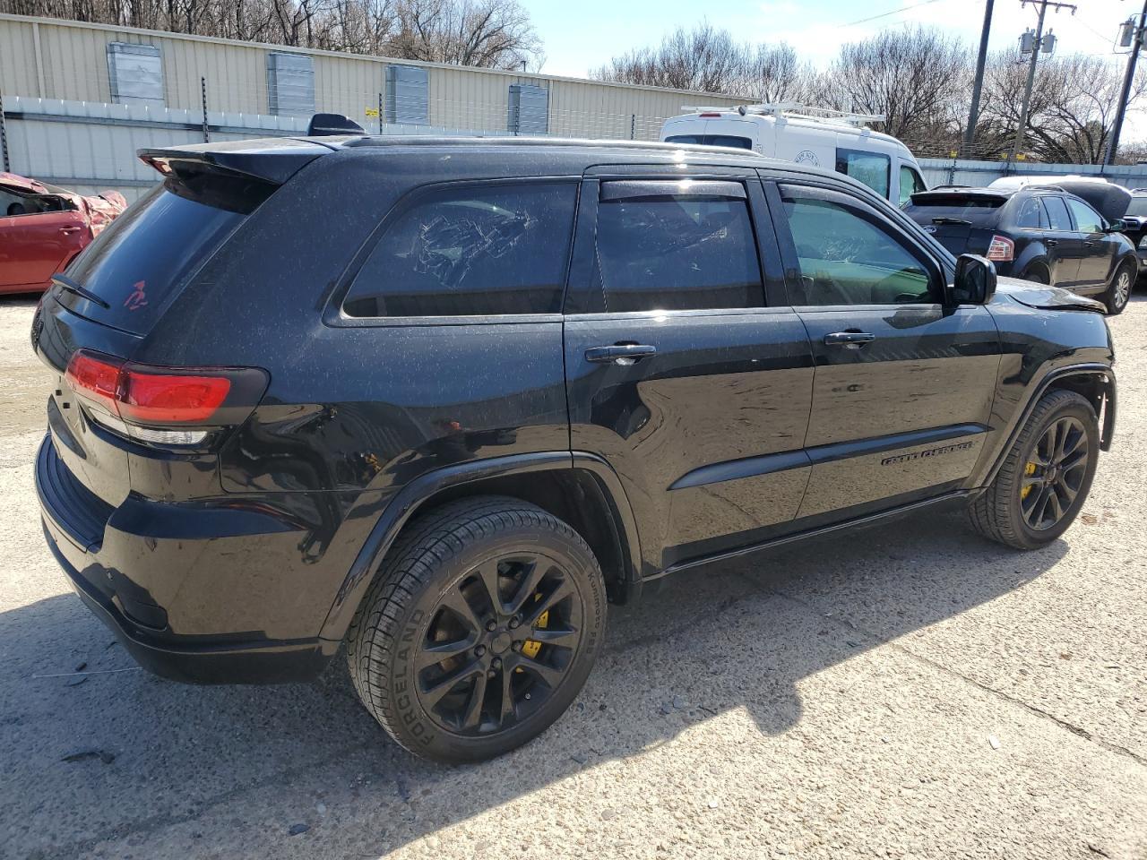 2018 JEEP GRAND CHER - Image 3