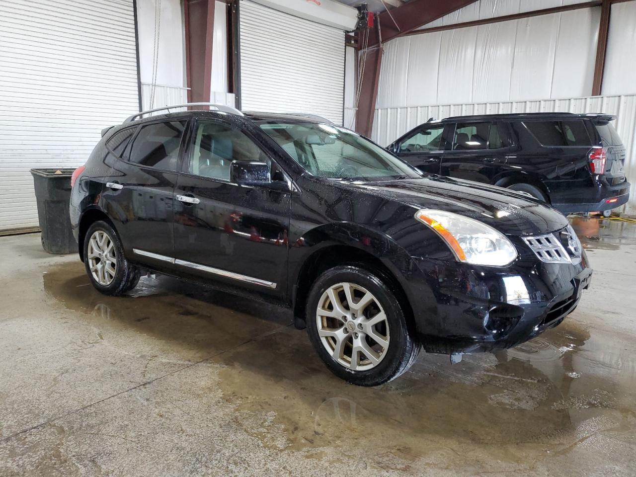 2013 NISSAN ROGUE S - Image 4
