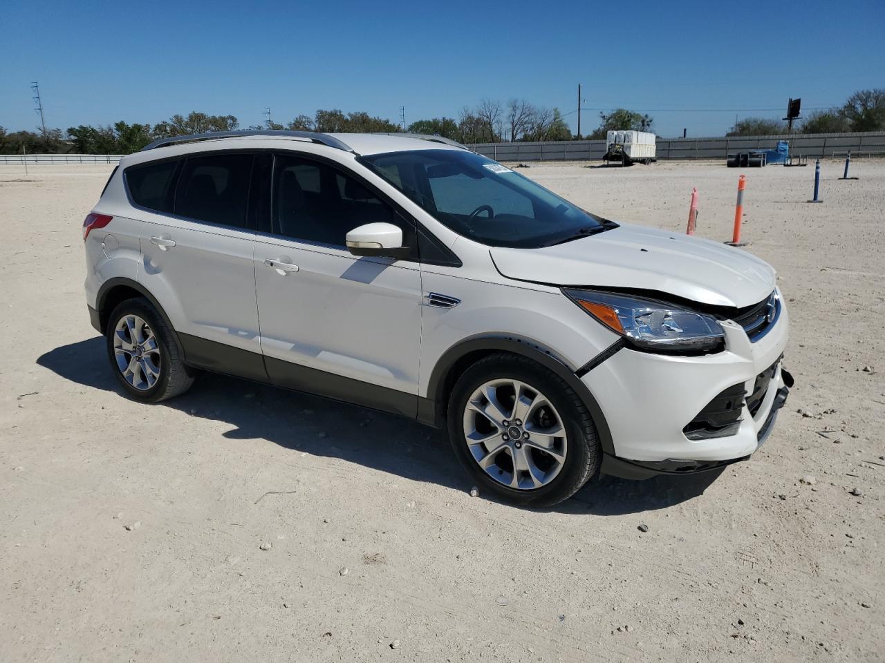 2015 FORD ESCAPE TIT - Image 4