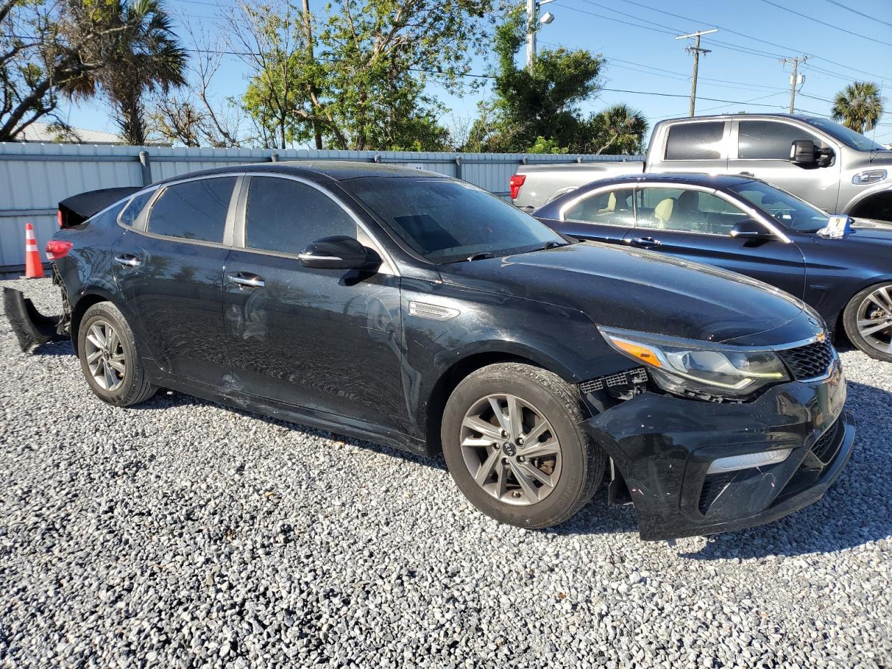 2019 KIA OPTIMA LX - Image 4