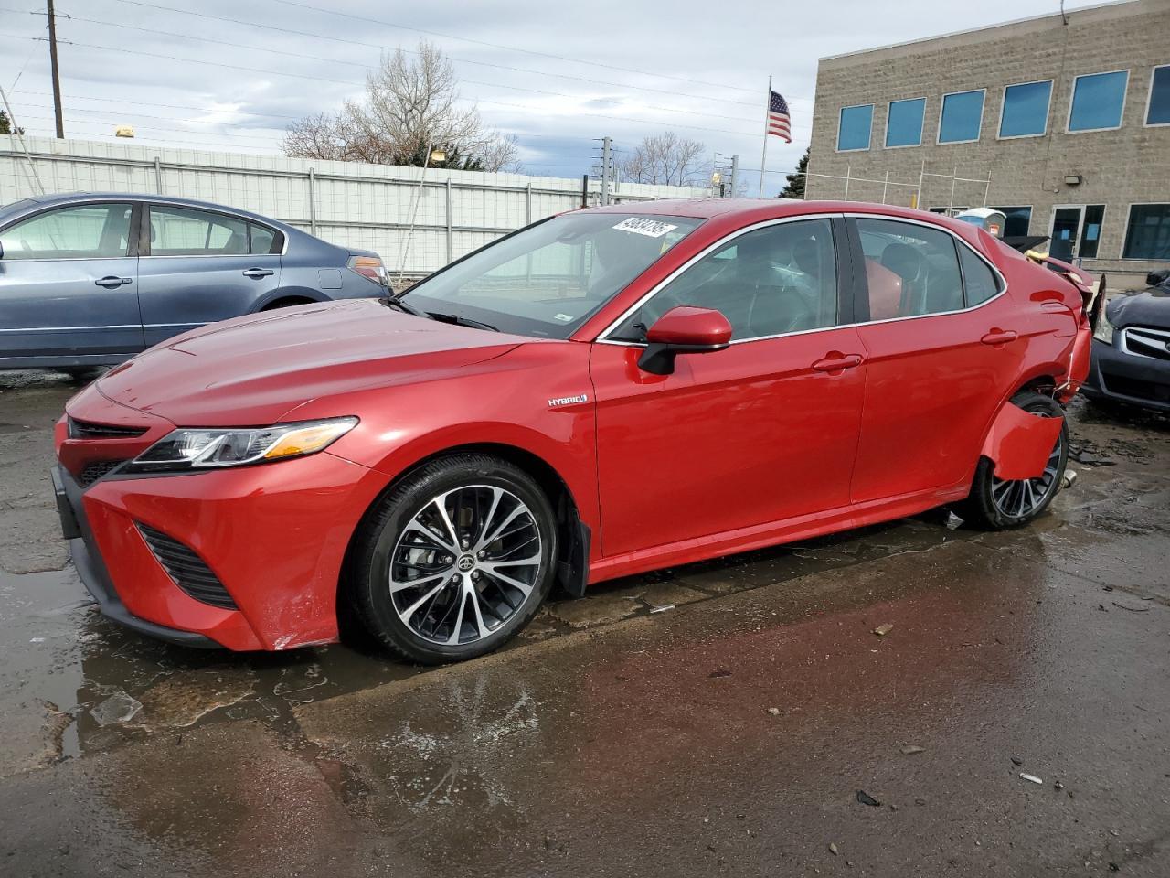 2020 TOYOTA CAMRY SE