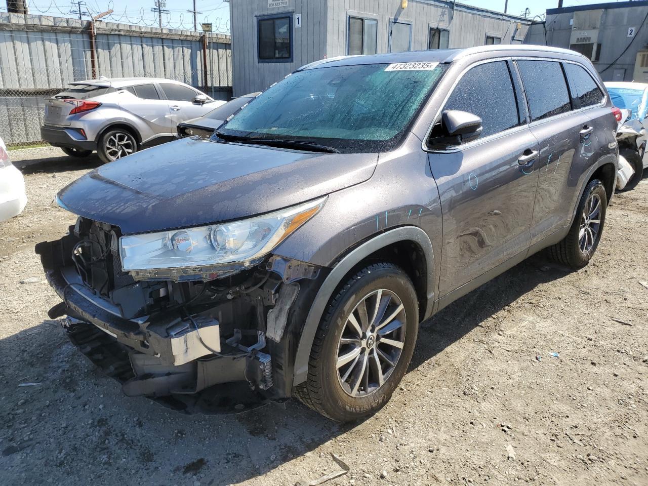 2019 TOYOTA HIGHLANDER