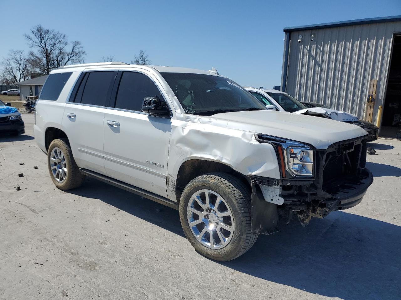2016 GMC YUKON DENA - Фото 4