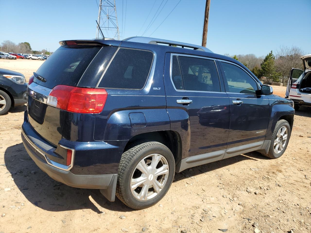 2016 GMC TERRAIN SL - Image 3