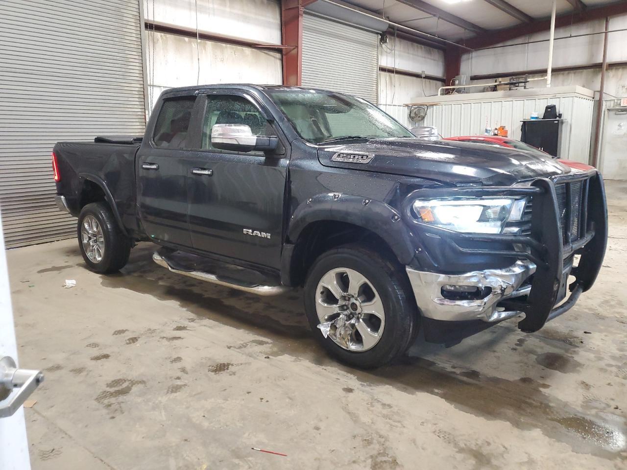 2019 RAM 1500 LARAM - Фото 4