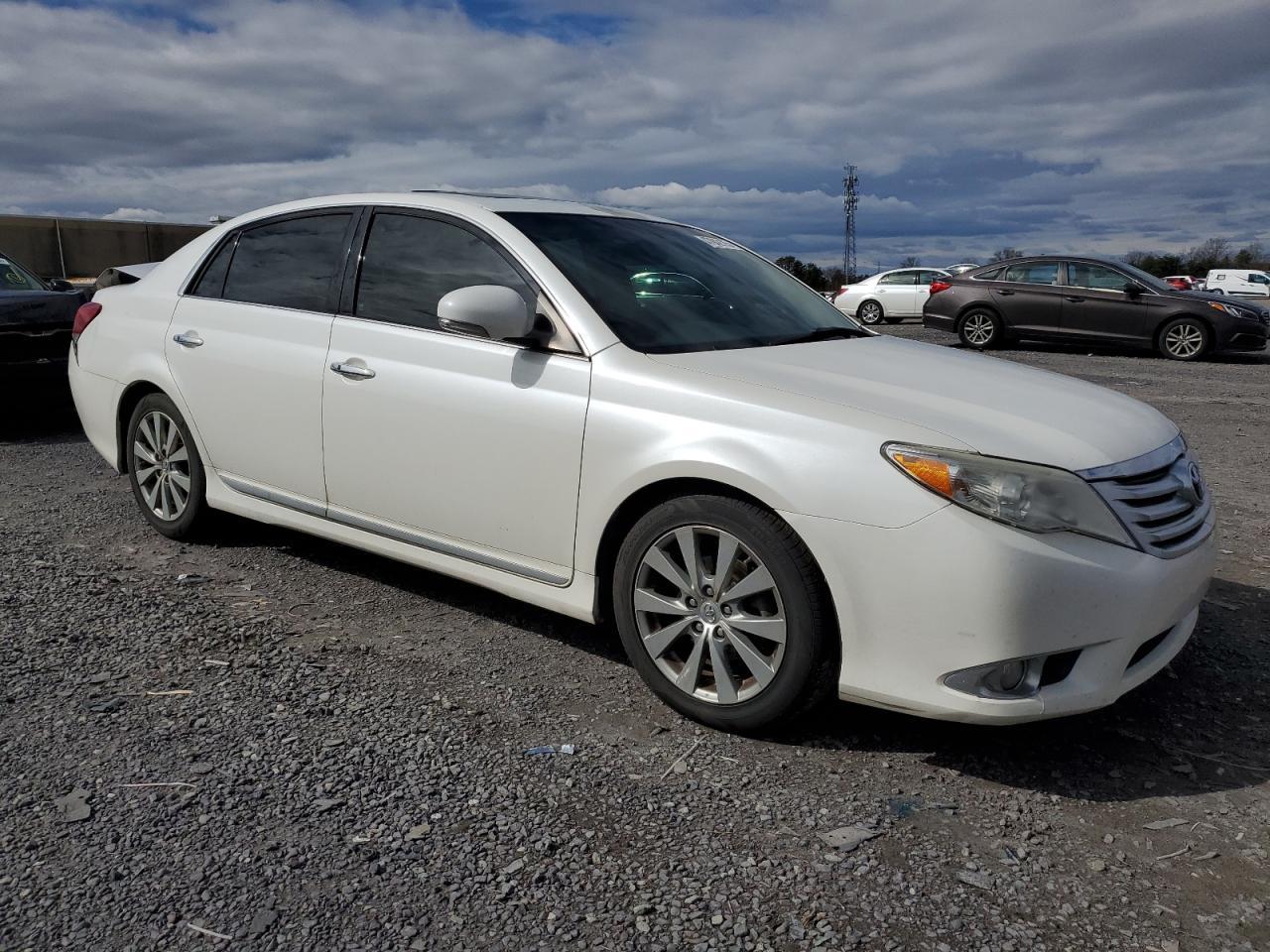 2011 TOYOTA AVALON BAS - Фото 4