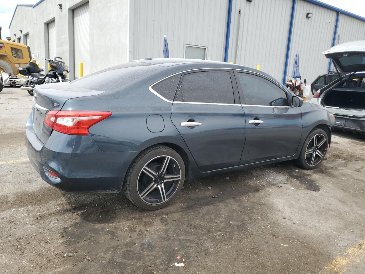2016 NISSAN SENTRA S - Фото 3