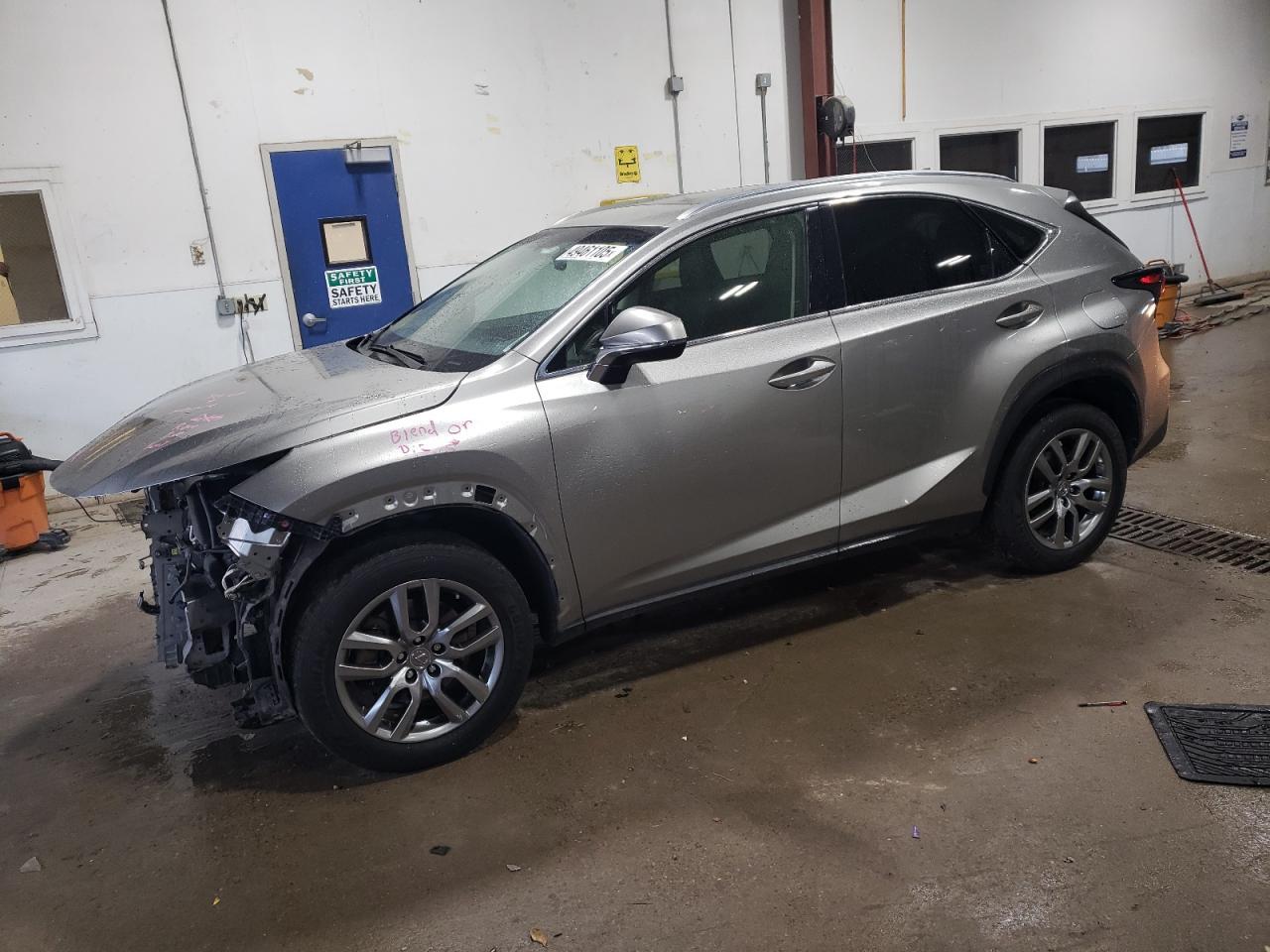 2015 LEXUS NX 200T