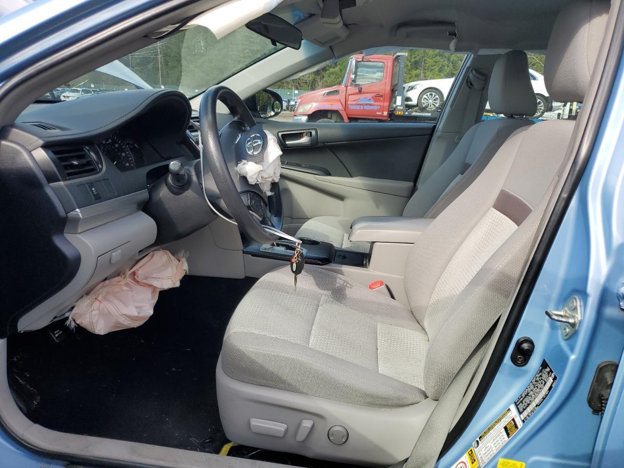 2014 TOYOTA CAMRY L - Фото 7