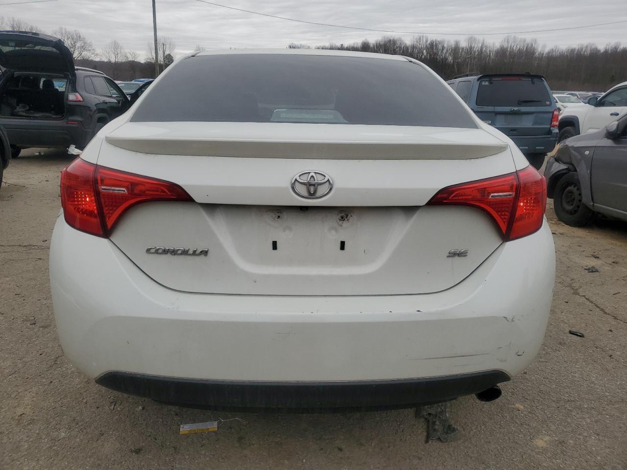 2019 TOYOTA COROLLA L - Image 6