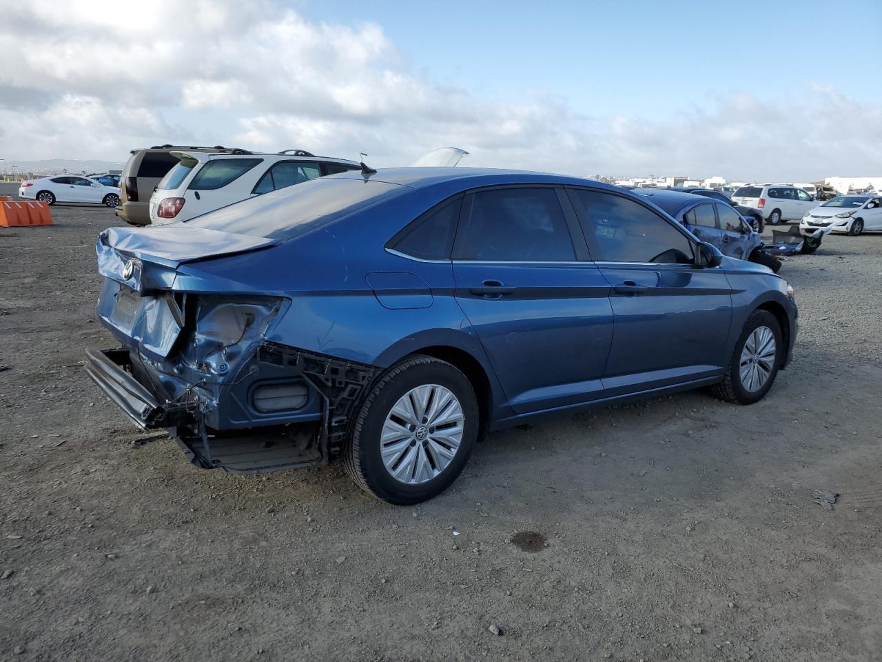 2019 VOLKSWAGEN JETTA S - Image 3