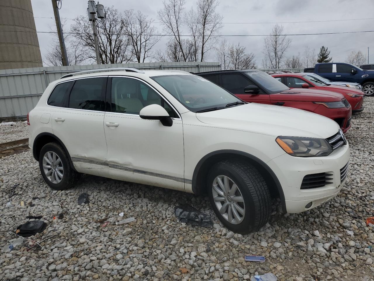 2011 VOLKSWAGEN TOUAREG V6 - Фото 4