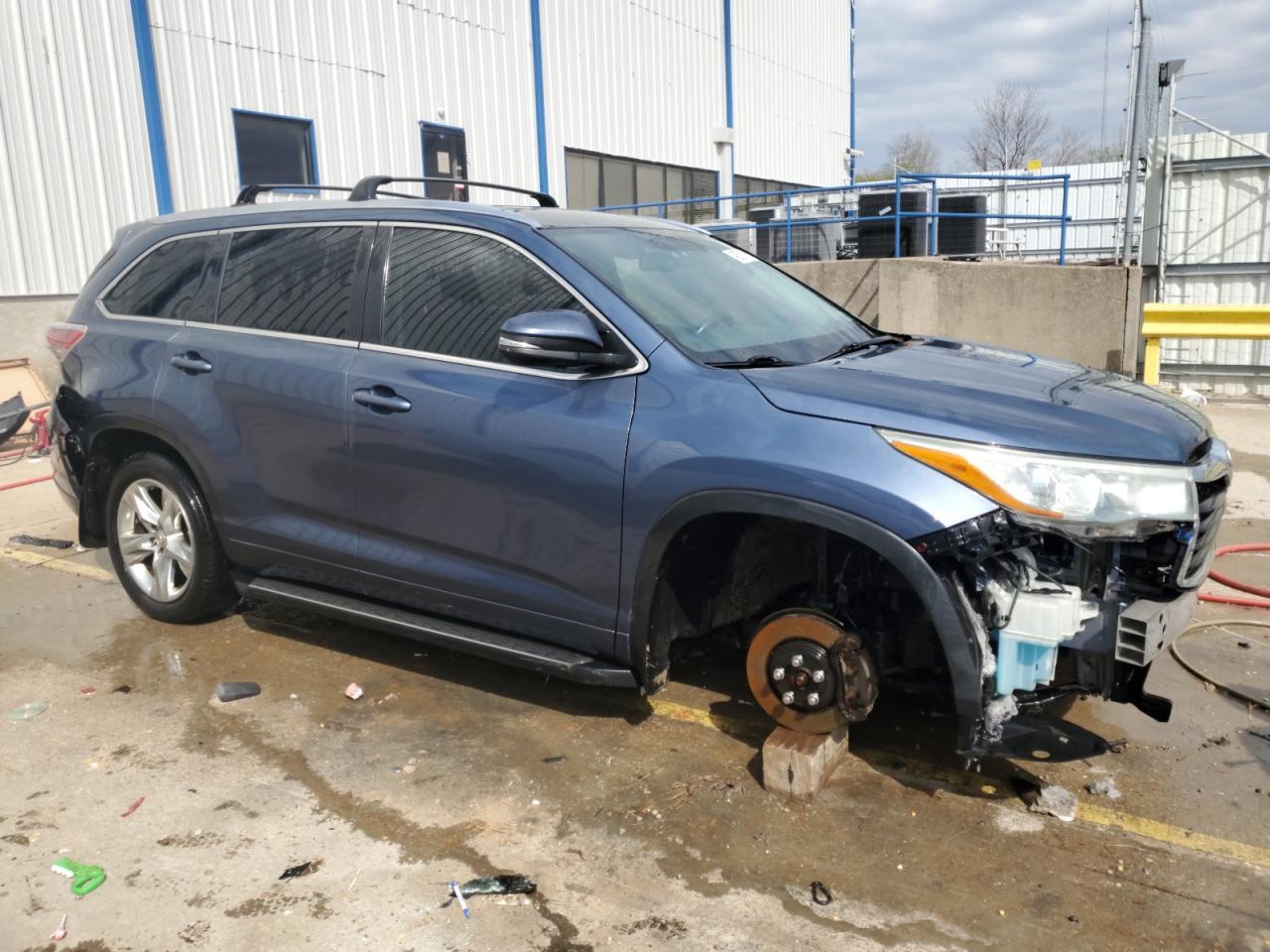 2014 TOYOTA HIGHLANDER - Фото 4