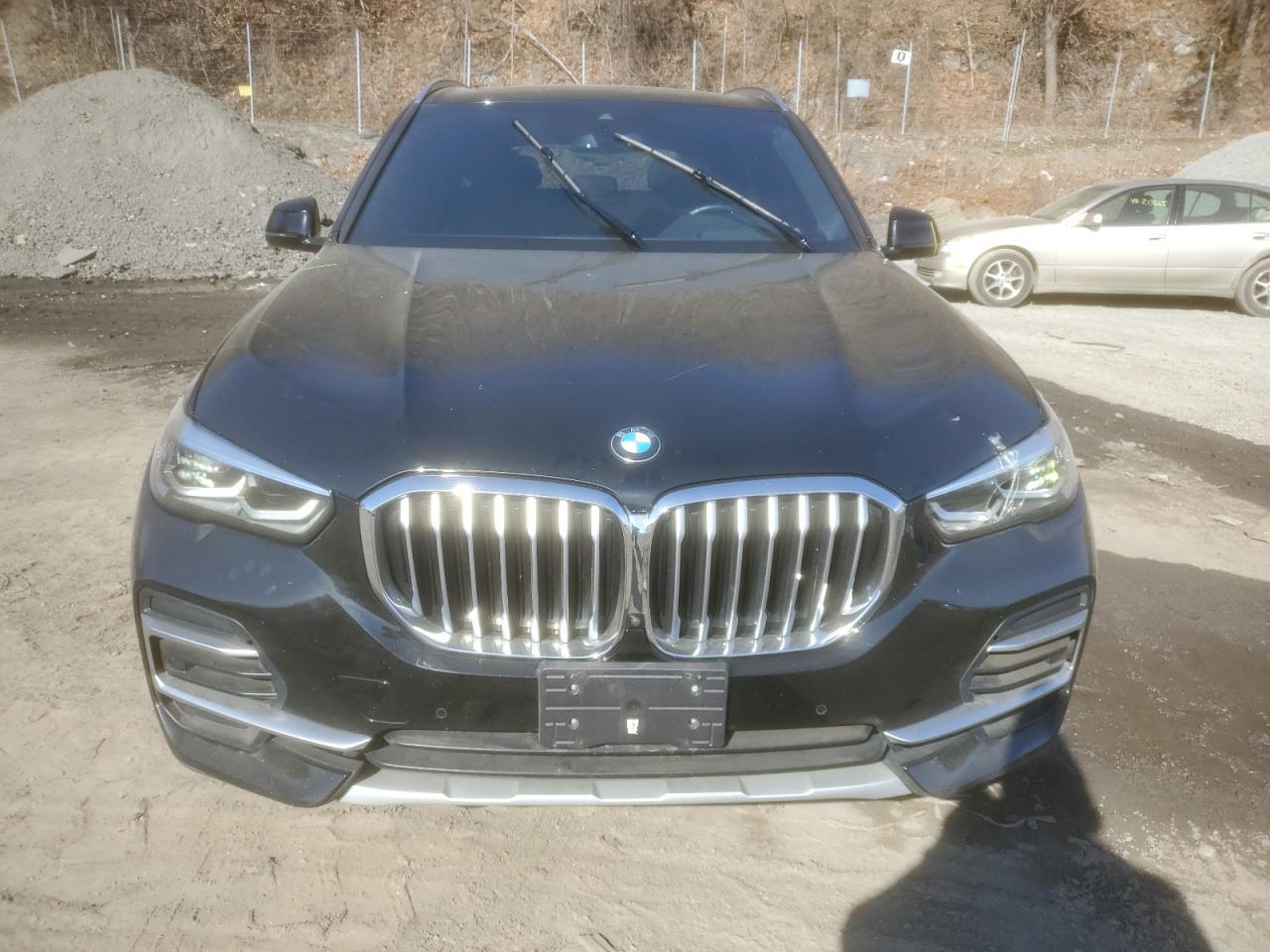 2023 BMW X5 XDRIVE4 - Image 5