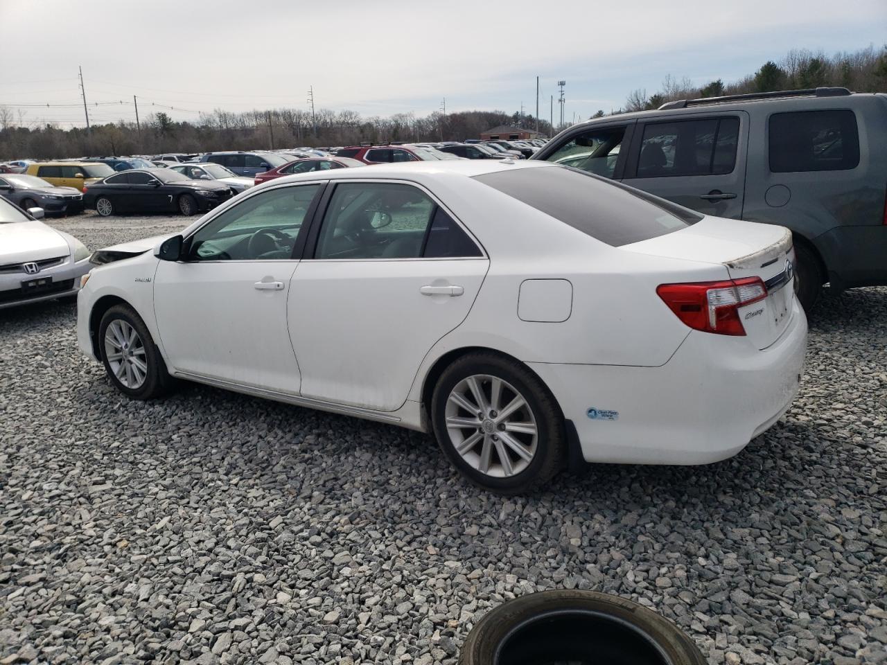 2012 TOYOTA CAMRY HYBR - Фото 2