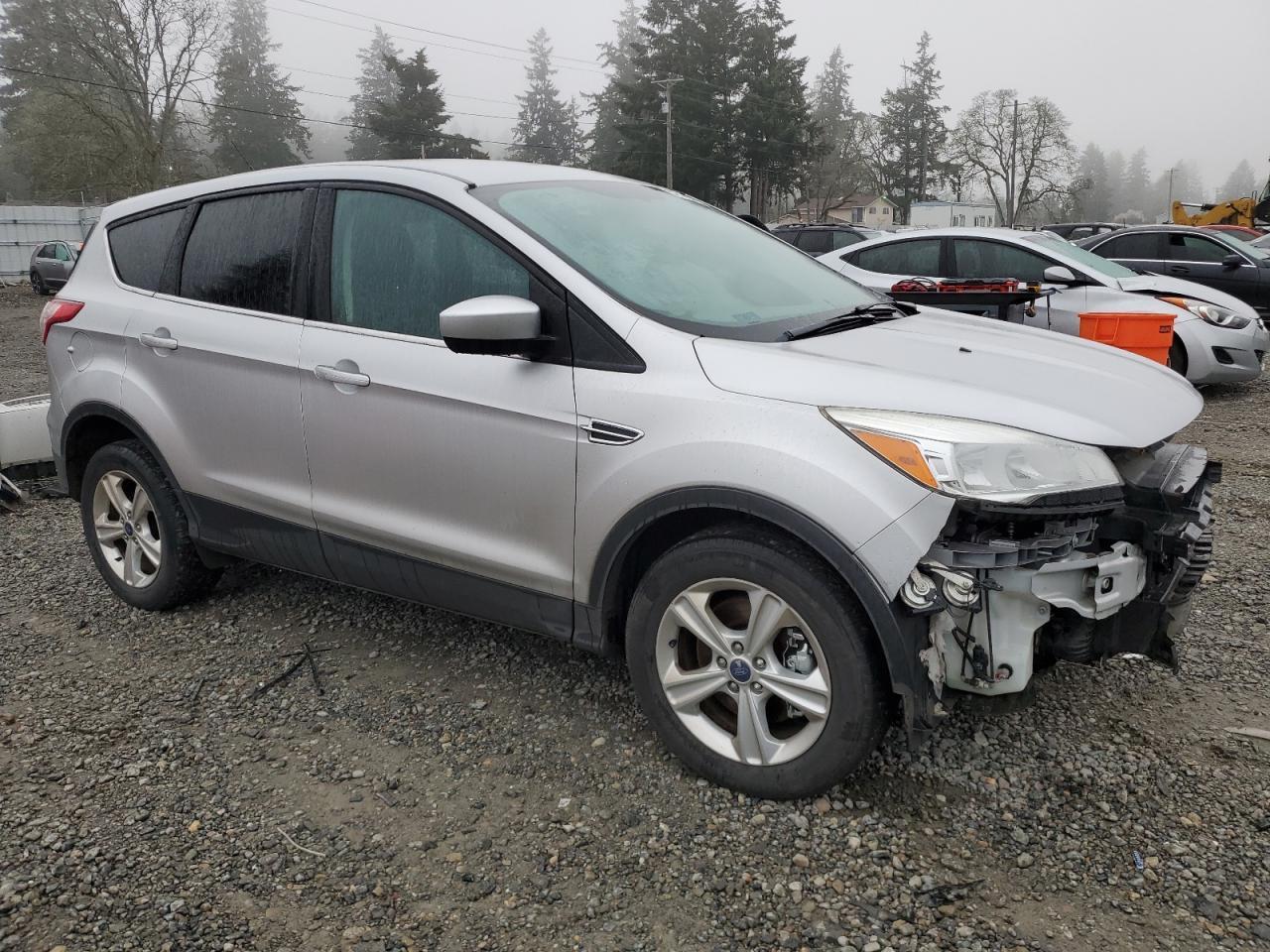 2015 FORD ESCAPE SE - Image 4