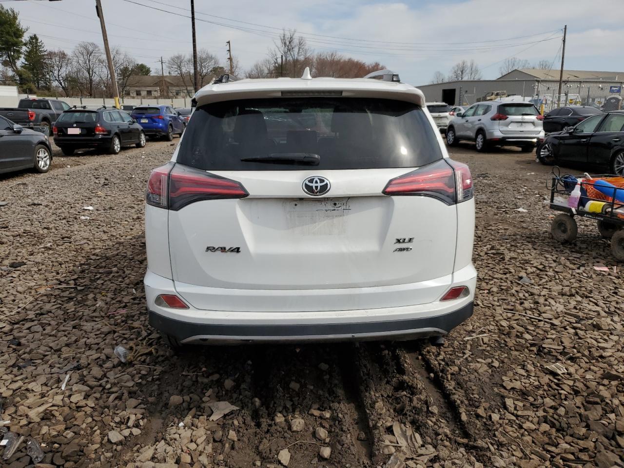 2018 TOYOTA RAV4 ADVEN - Фото 6