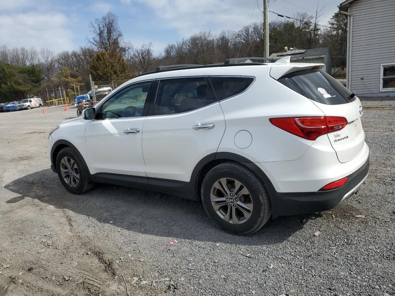 2013 HYUNDAI SANTA FE S - Image 2