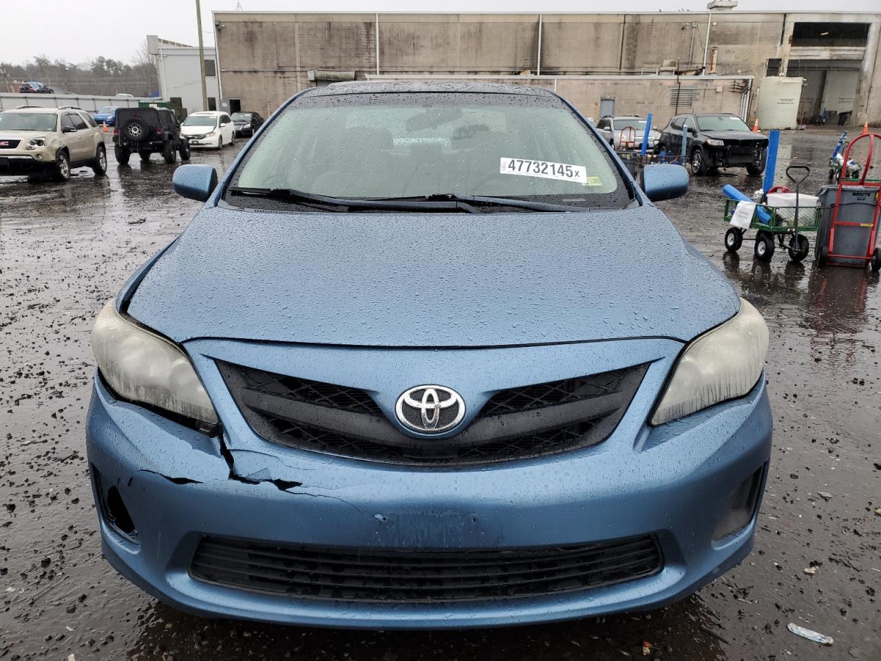 2013 TOYOTA COROLLA BA - Фото 5