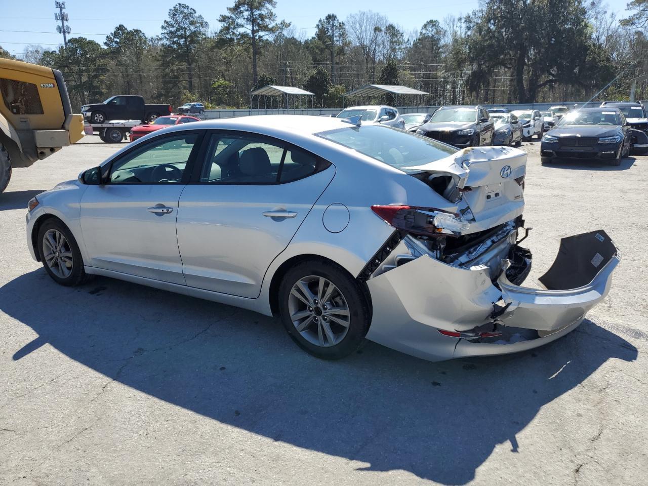 2018 HYUNDAI ELANTRA SE - Фото 2