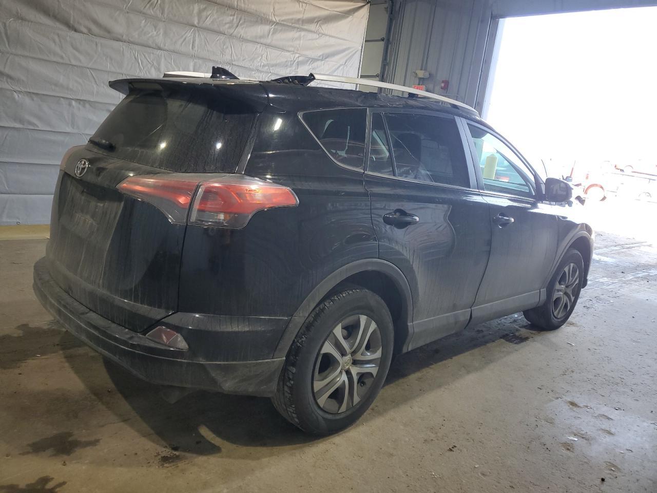2018 TOYOTA RAV4 LE - Image 3