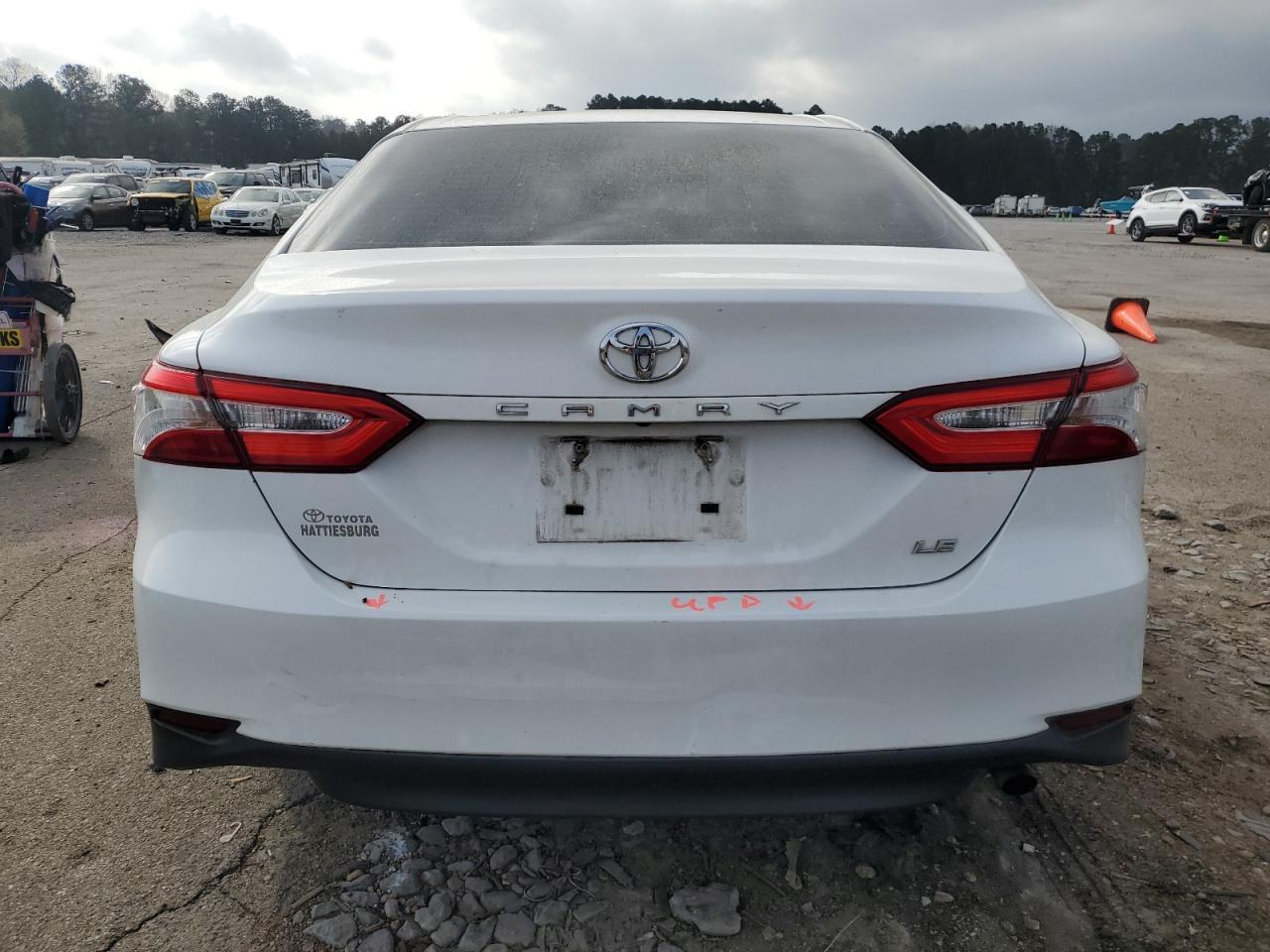 2018 TOYOTA CAMRY L - Фото 6