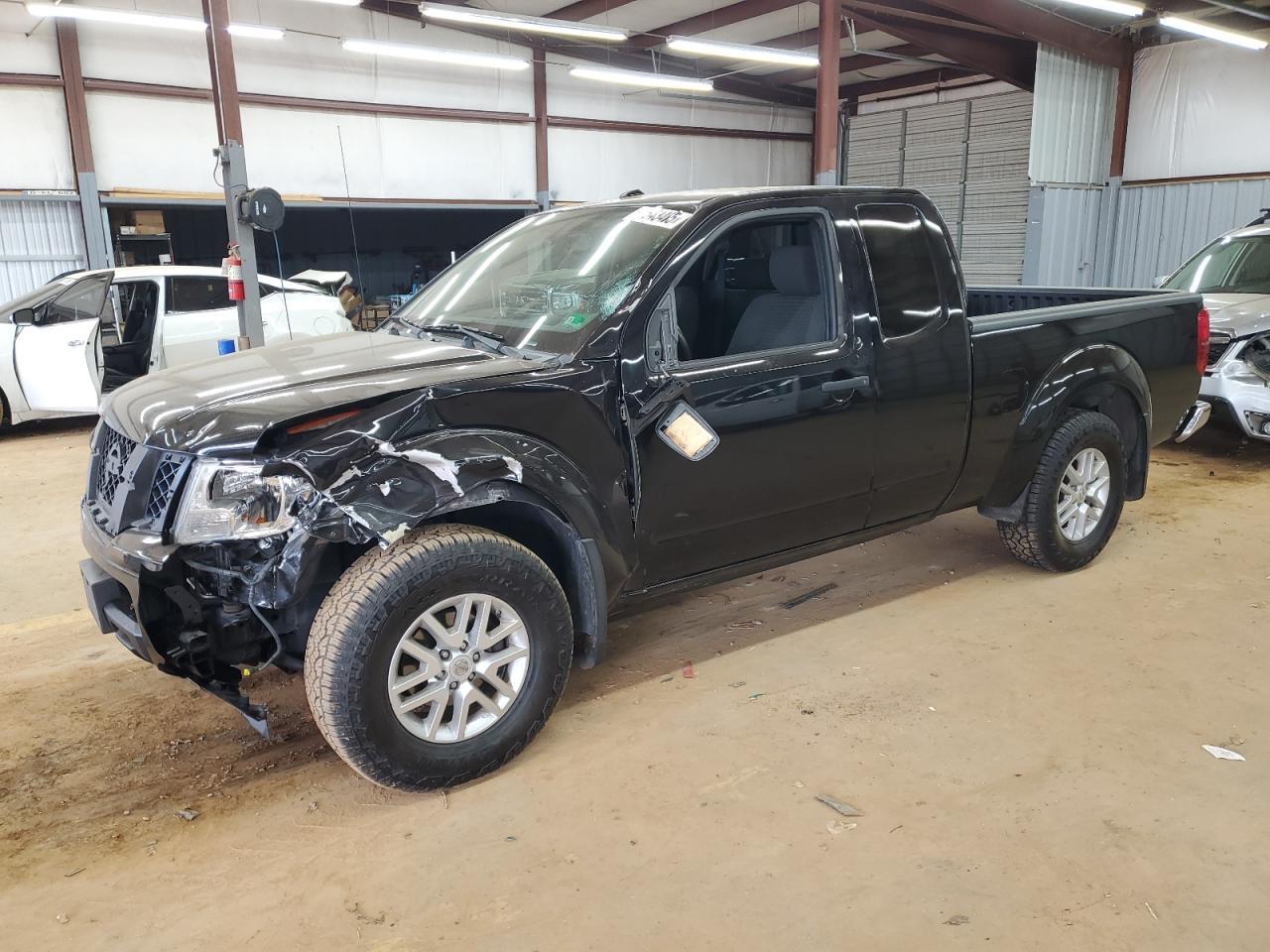 2017 NISSAN FRONTIER S