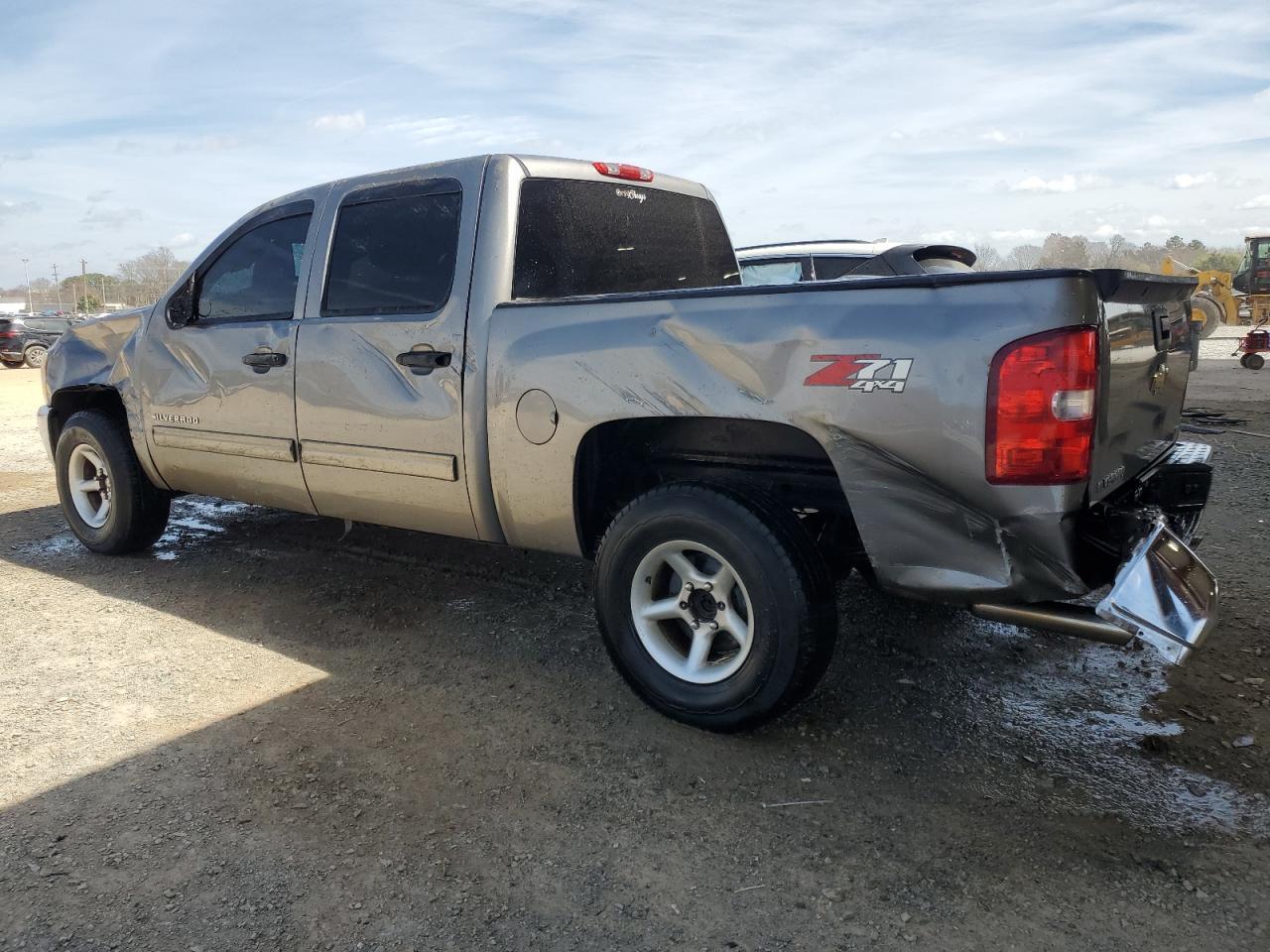 2012 CHEVROLET SILVERADO - Image 2