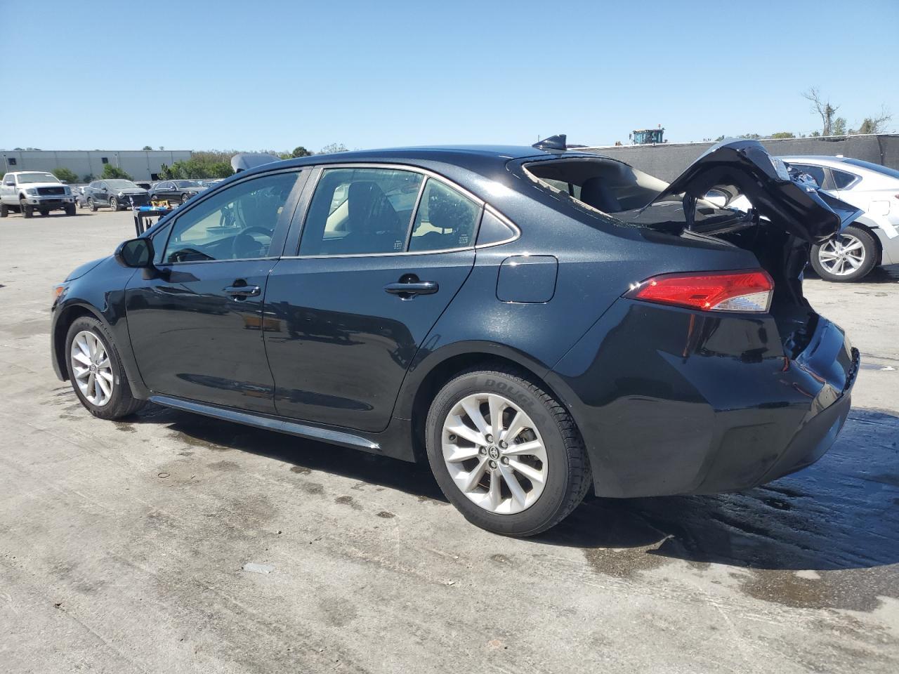 2021 TOYOTA COROLLA LE - Фото 2