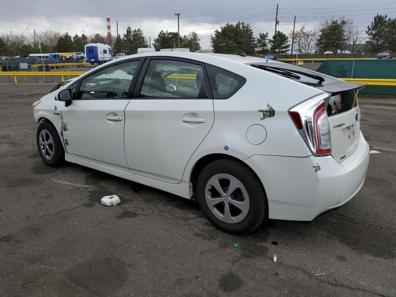 2015 TOYOTA PRIUS - Фото 2