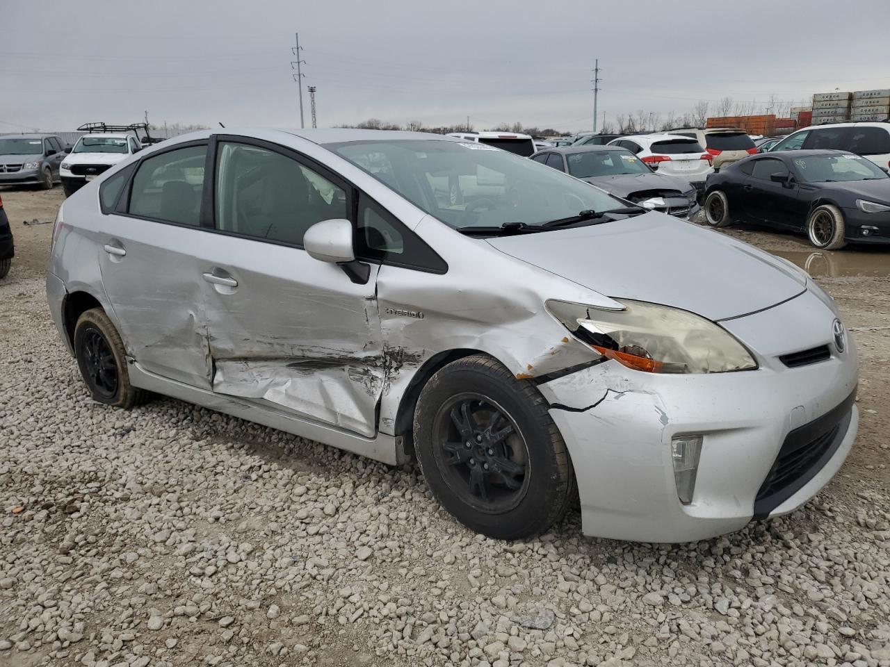 2013 TOYOTA PRIUS - Image 4