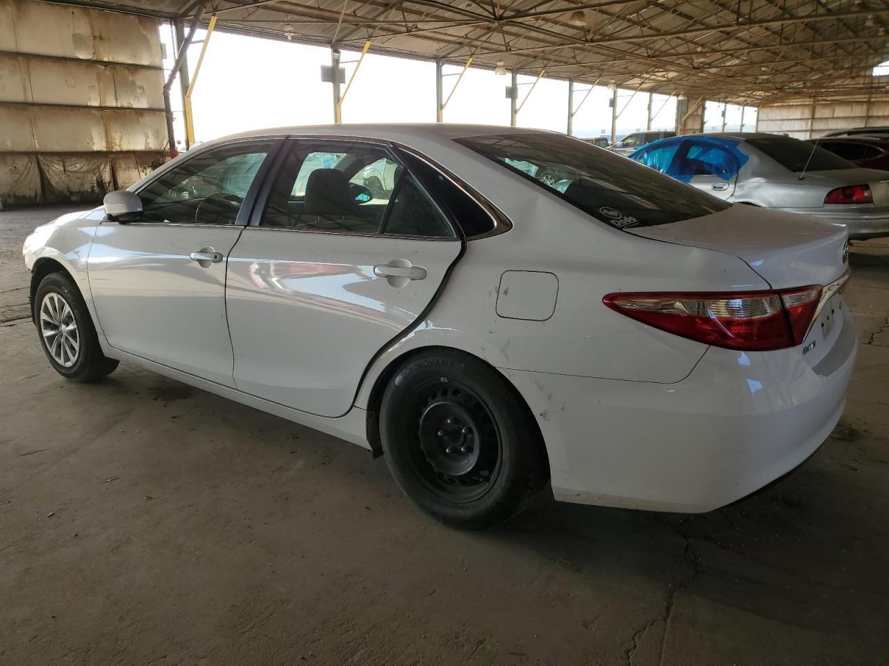 2017 TOYOTA CAMRY LE - Image 2