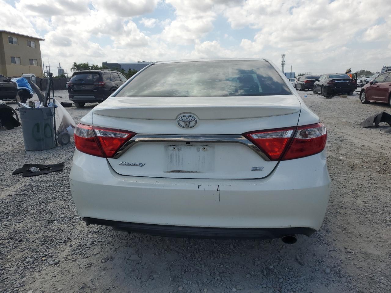 2017 TOYOTA CAMRY LE - Фото 6