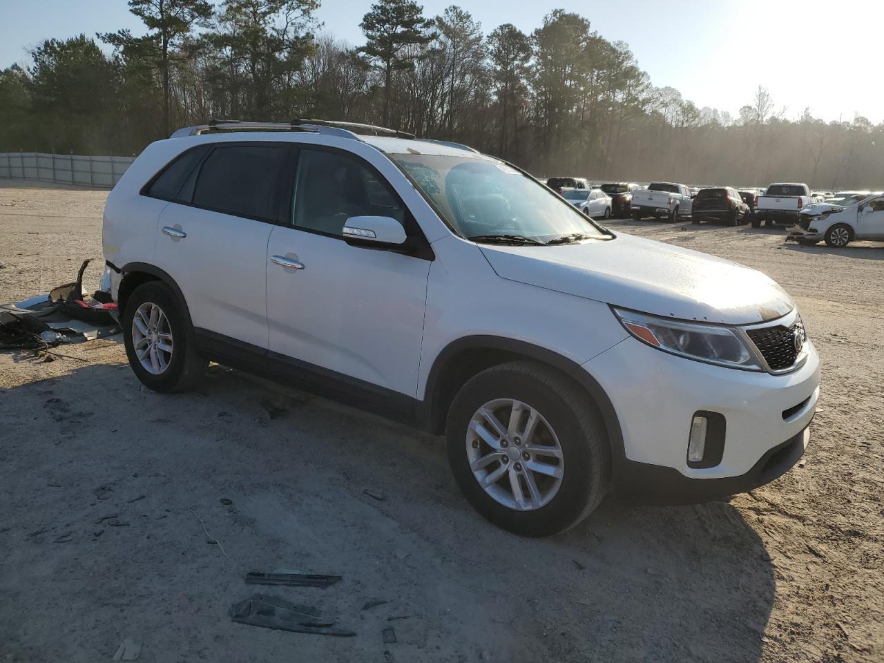 2014 KIA SORENTO LX - Фото 4