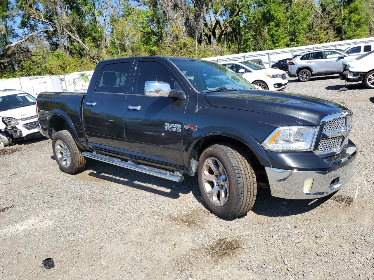 2015 RAM 1500 SLT - Image 4