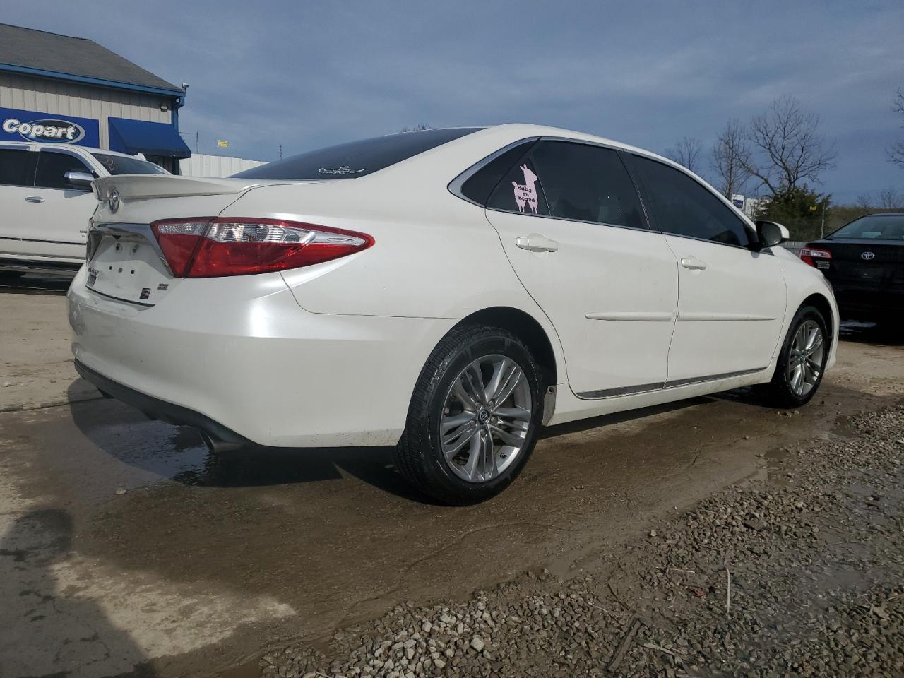 2017 TOYOTA CAMRY LE - Image 3