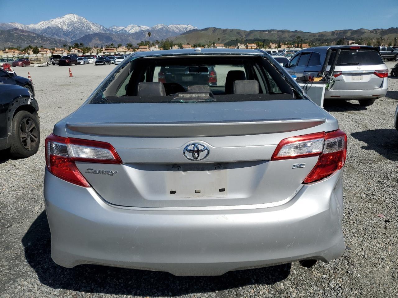 2013 TOYOTA CAMRY L - Фото 6