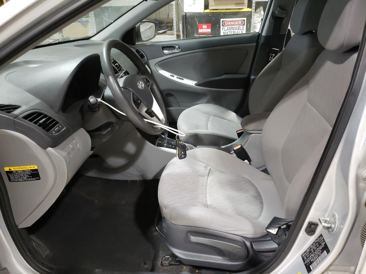 2014 HYUNDAI ACCENT GLS - Фото 7