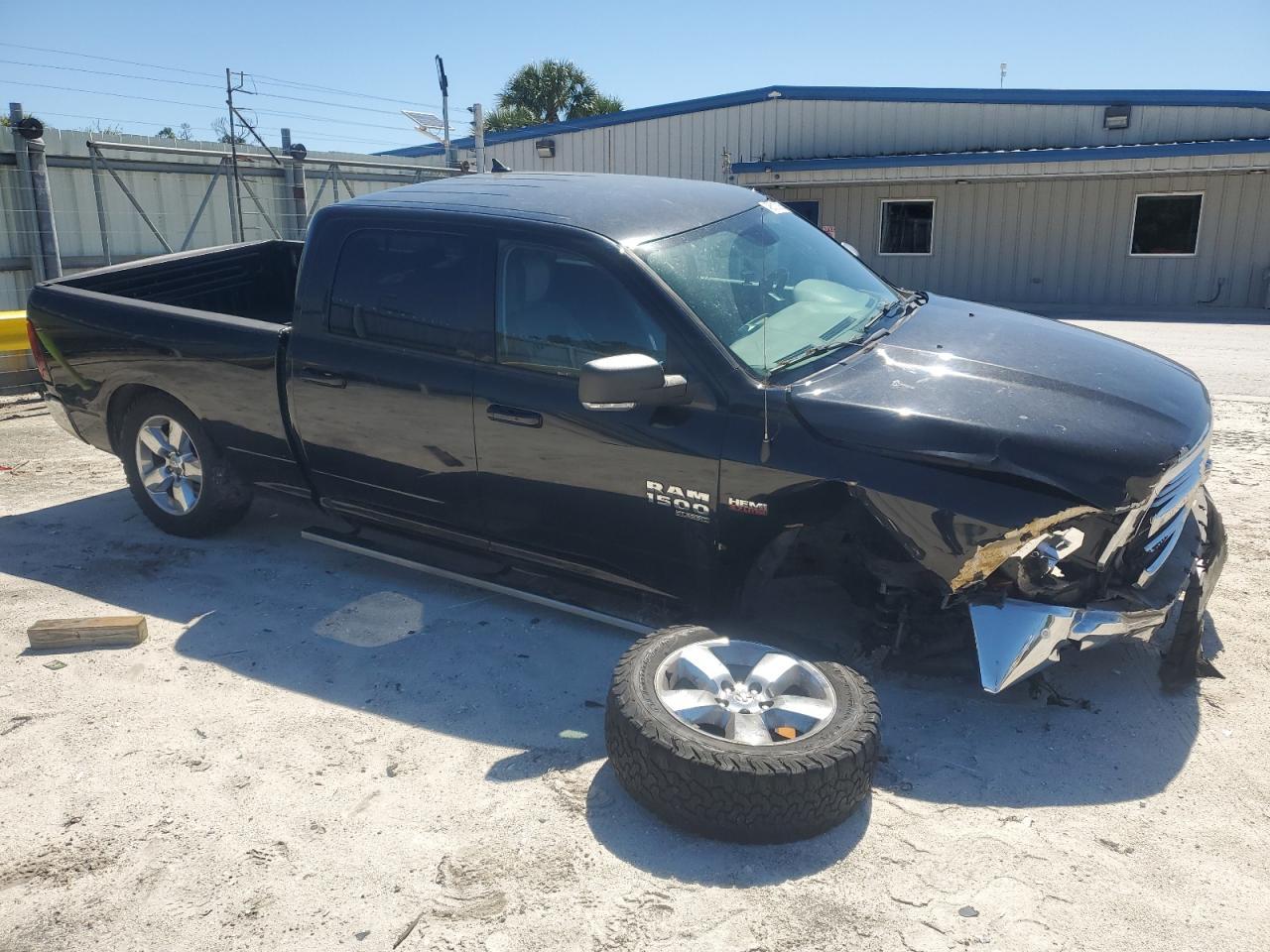 2019 RAM 1500 CLASS - Фото 4