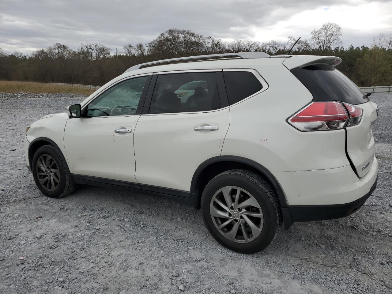 2015 NISSAN ROGUE S - Image 2