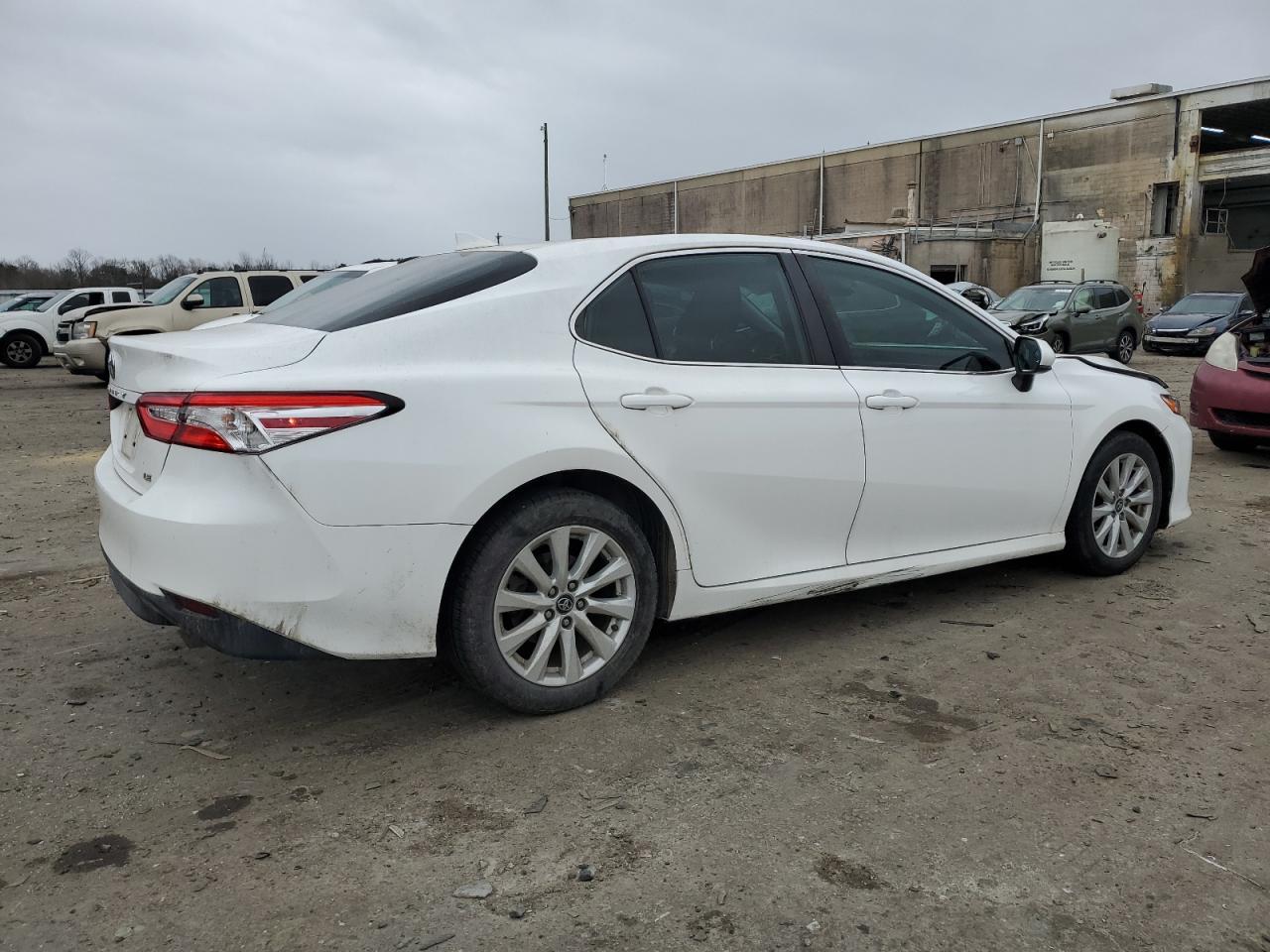 2020 TOYOTA CAMRY LE - Image 3