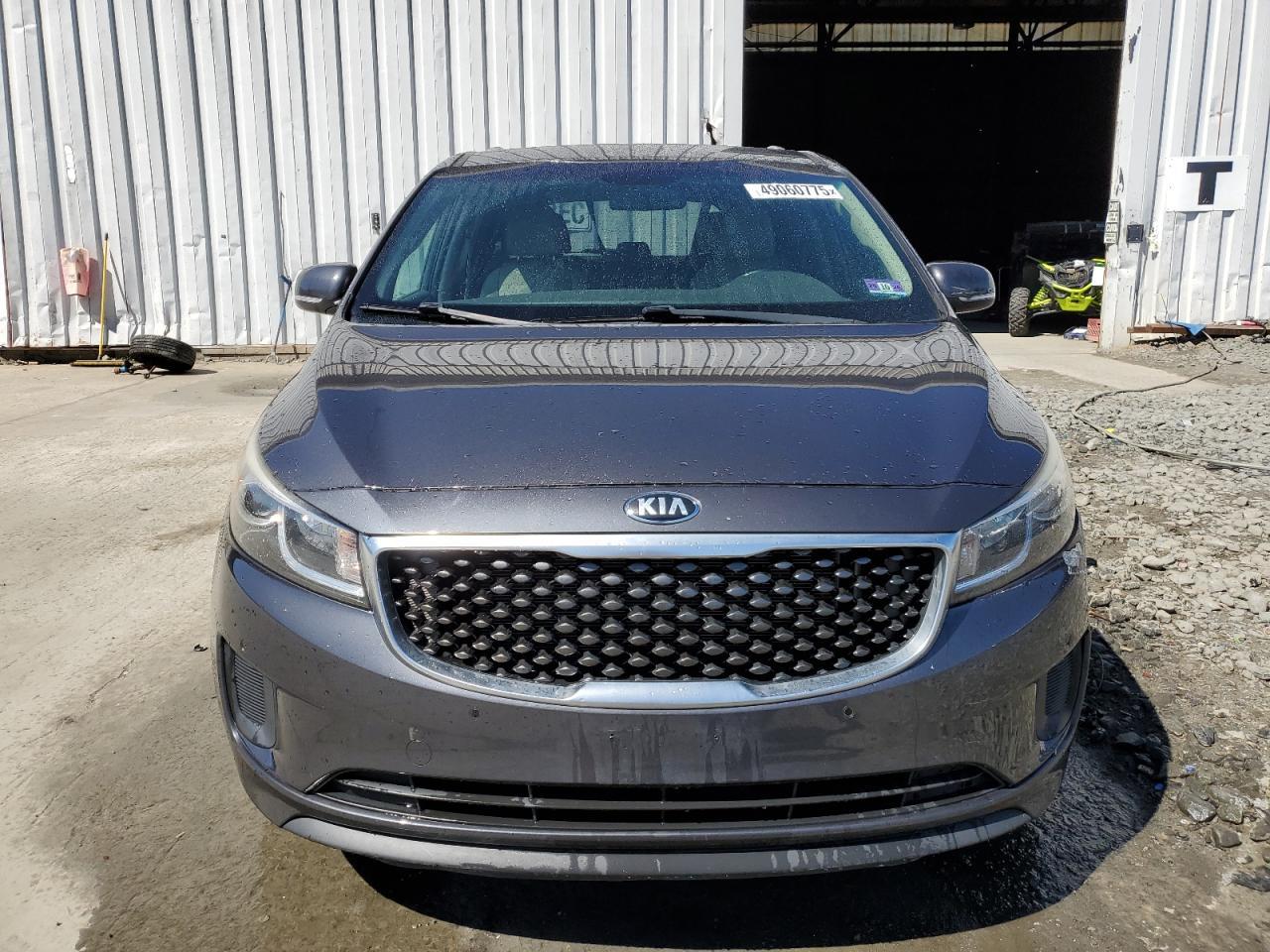 2017 KIA SEDONA LX - Фото 5