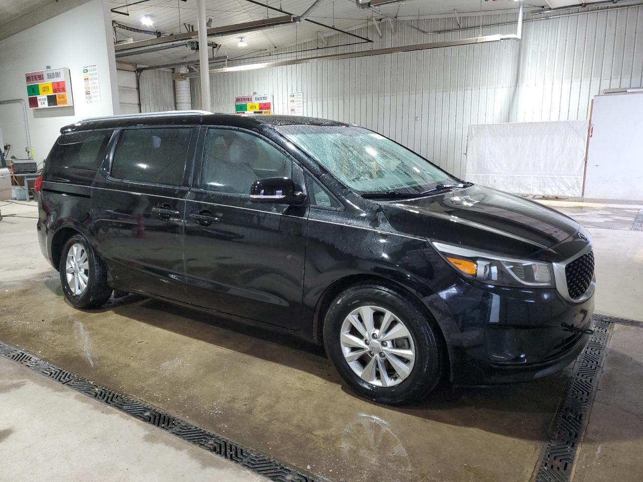 2016 KIA SEDONA LX - Фото 4