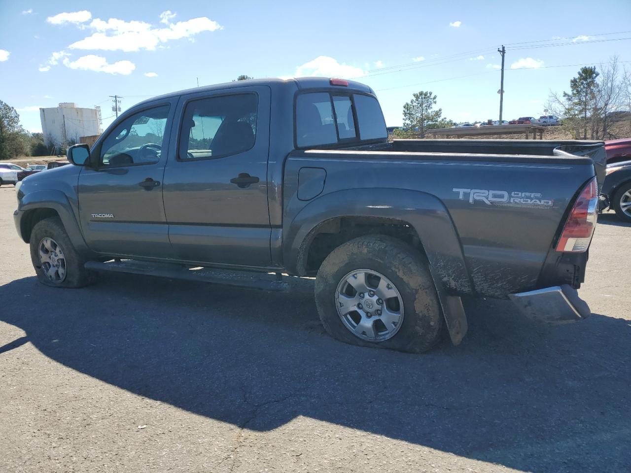 2013 TOYOTA TACOMA DOU - Фото 2