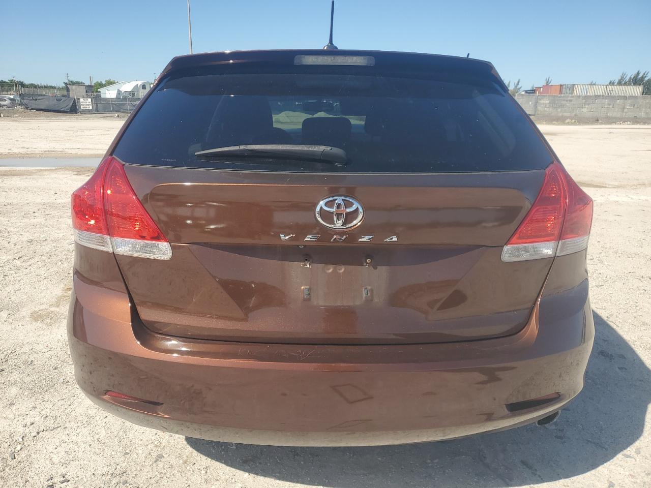 2011 TOYOTA VENZA - Фото 6