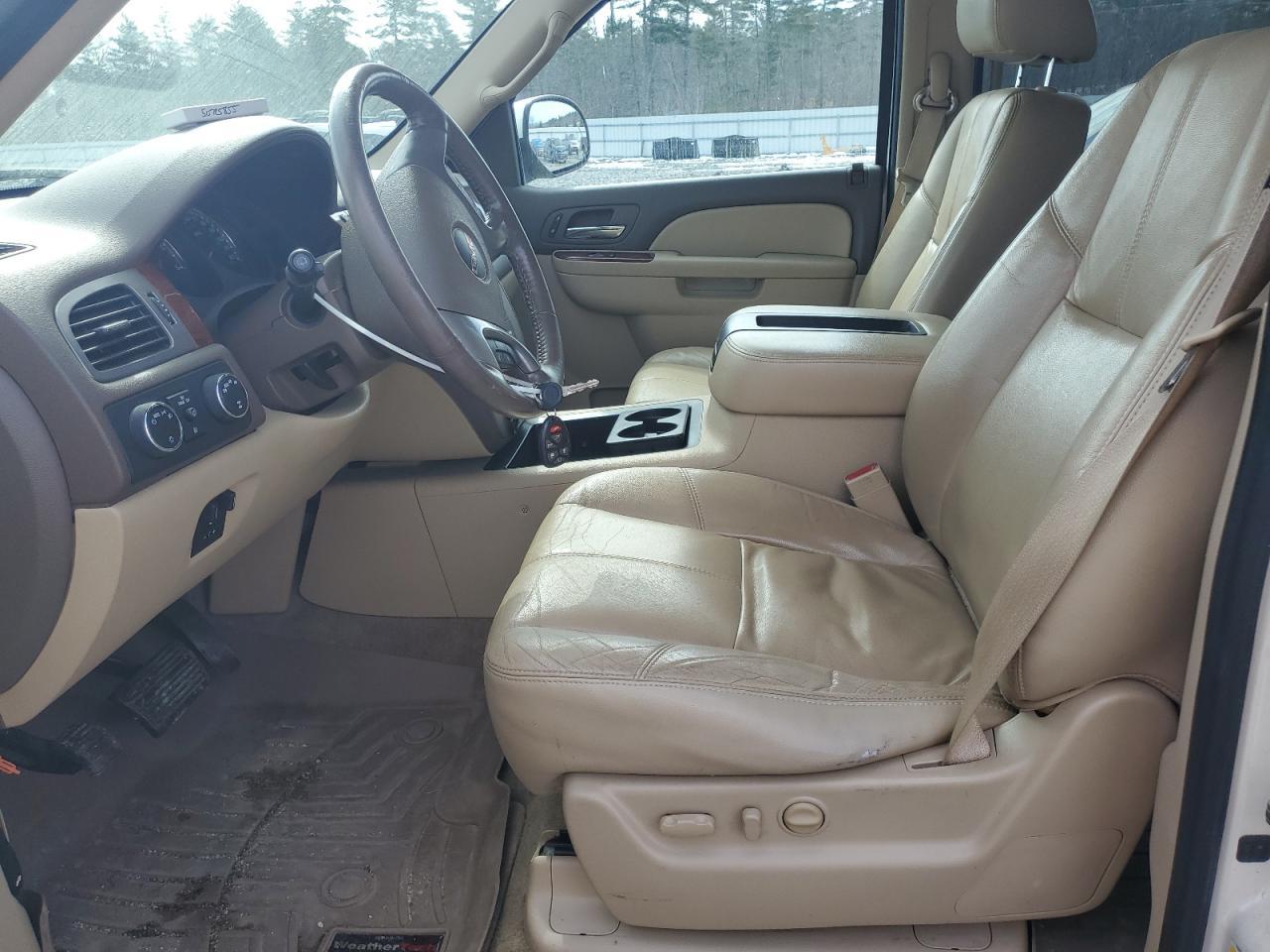2012 GMC YUKON SLT - Фото 7