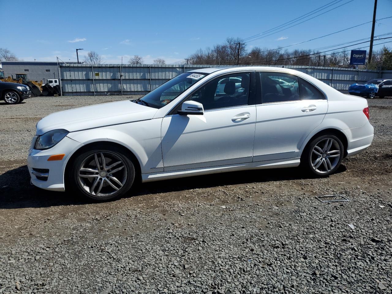 2013 MERCEDES-BENZ C 300 4MAT