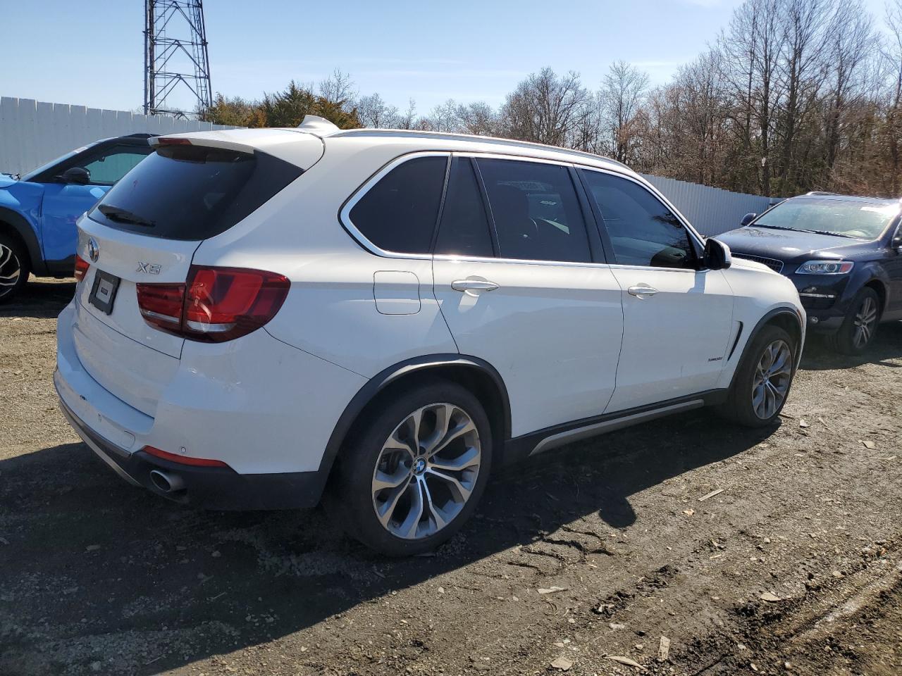 2017 BMW X5 XDRIVE3 - Фото 3