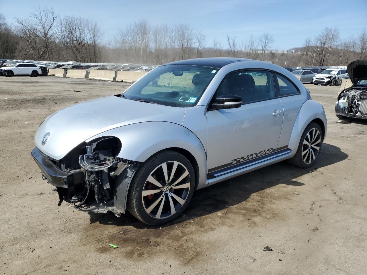 2012 VOLKSWAGEN BEETLE TUR
