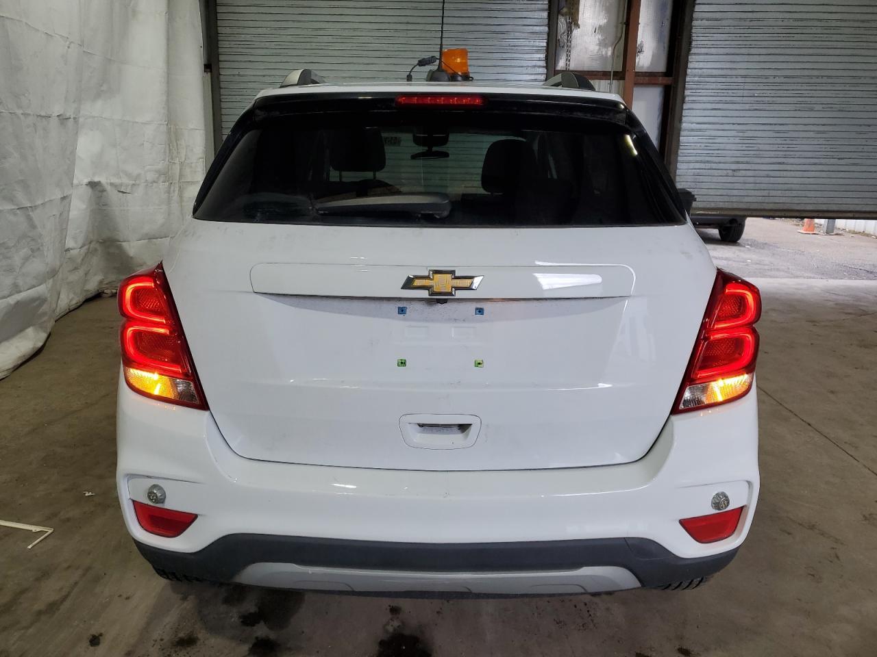 2019 CHEVROLET TRAX 1LT - Фото 6